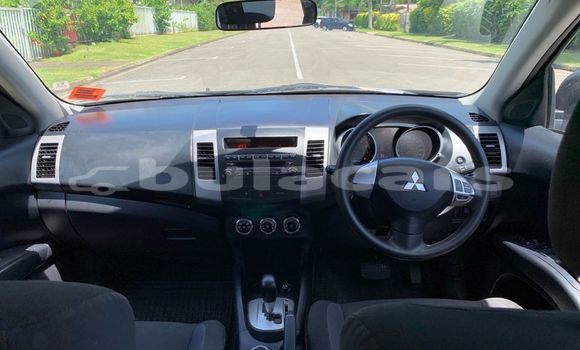 Acheter Occasion Voiture Mitsubishi Outlander Noir à Deuba, Central Acheter Occasion Voiture Mitsubishi Outlander Noir à Deuba, Central