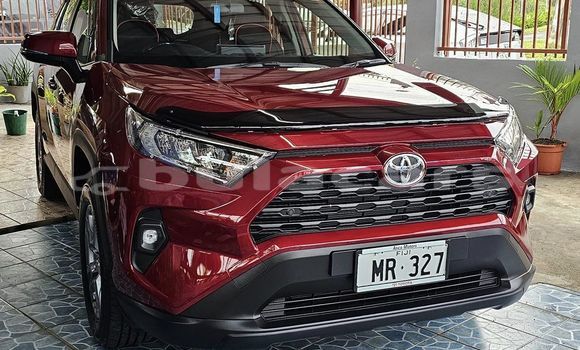 Acheter Occasion Voiture Toyota RAV4 Rouge à Import - Dubai, Central Acheter Occasion Voiture Toyota RAV4 Rouge à Import - Dubai, Central