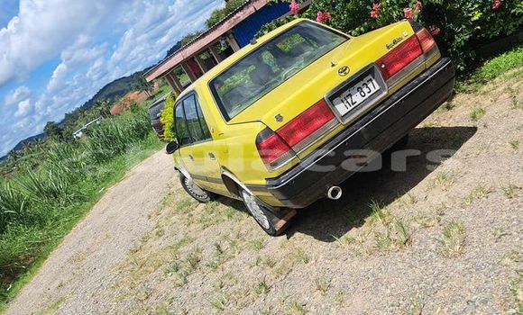 Acheter Occasion Voiture Toyota Crown Autre à Suva, Central