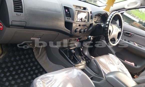 Buy Used Toyota Hilux Black Car in Lautoka in Western Buy Used Toyota Hilux Black Car in Lautoka in Western