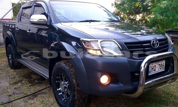 Buy Used Toyota Hilux Black Car in Lautoka in Western Buy Used Toyota Hilux Black Car in Lautoka in Western