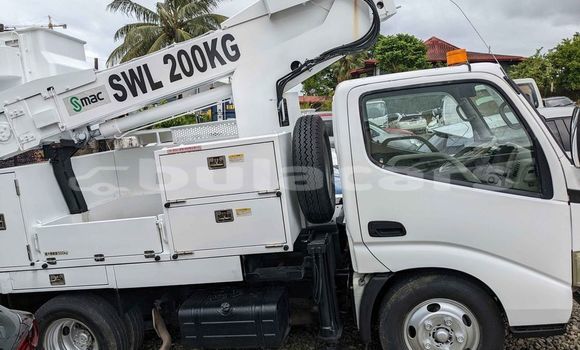 Acheter Occasion Utilitaire Toyota Dyna Blanc à Korovou, Central Acheter Occasion Utilitaire Toyota Dyna Blanc à Korovou, Central