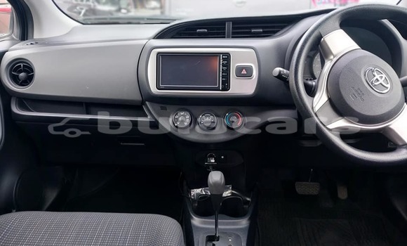 Acheter Occasion Voiture Toyota Vitz Bleu à Suva, Central Acheter Occasion Voiture Toyota Vitz Bleu à Suva, Central