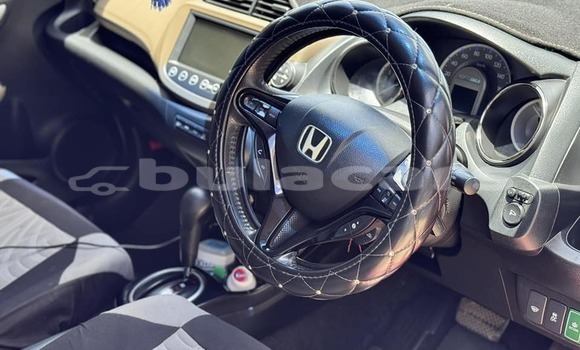 Acheter Occasion Voiture Honda Fit Rouge à Suva, Central Acheter Occasion Voiture Honda Fit Rouge à Suva, Central