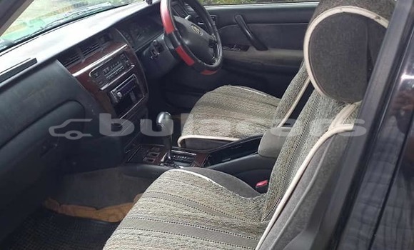 Acheter Occasion Voiture Toyota Crown Vert à Korokade, Northern Acheter Occasion Voiture Toyota Crown Vert à Korokade, Northern