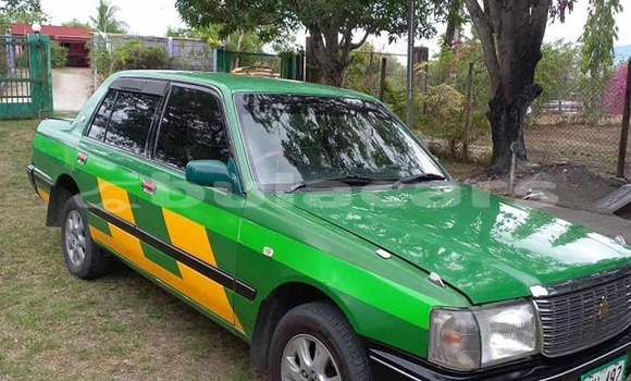 Acheter Occasion Voiture Toyota Crown Vert à Korokade, Northern Acheter Occasion Voiture Toyota Crown Vert à Korokade, Northern