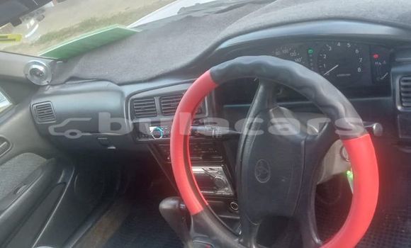 Acheter Occasion Voiture Toyota Corolla Blanc à Suva, Central Acheter Occasion Voiture Toyota Corolla Blanc à Suva, Central