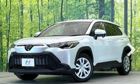 Buy Used Toyota Yaris White Car in Deuba in Central Buy Used Toyota Yaris White Car in Deuba in Central