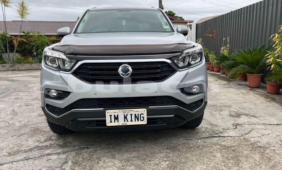 Buy Used Renault Samsung SM3 Other Car in Suva in Central