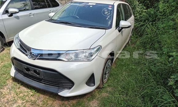 Buy Used Toyota Fielder White Car in Import - Dubai in Central Buy Used Toyota Fielder White Car in Import - Dubai in Central
