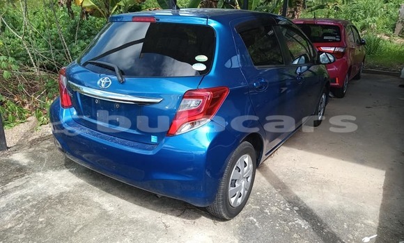 Buy Used Toyota Vitz Blue Car in Komave in Western Buy Used Toyota Vitz Blue Car in Komave in Western