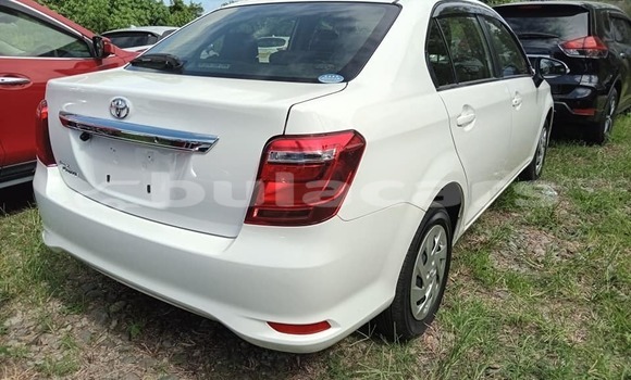 Buy Used Toyota Axio White Car in Import - Dubai in Central Buy Used Toyota Axio White Car in Import - Dubai in Central
