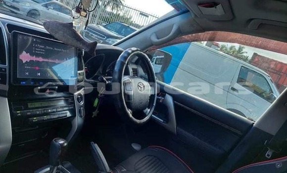 Buy Used Toyota Land Cruiser Black Car in Komave in Western Buy Used Toyota Land Cruiser Black Car in Komave in Western