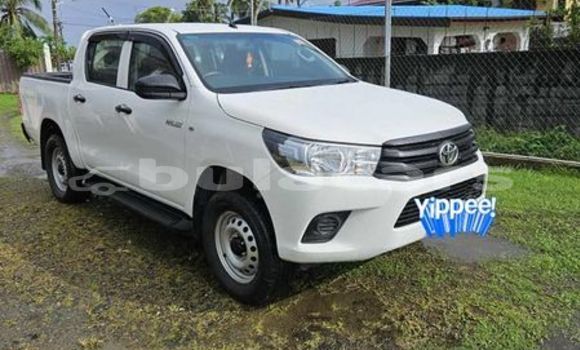 Buy Used Toyota Hiluxe Revo White Car in Nadi in Western Buy Used Toyota Hiluxe Revo White Car in Nadi in Western