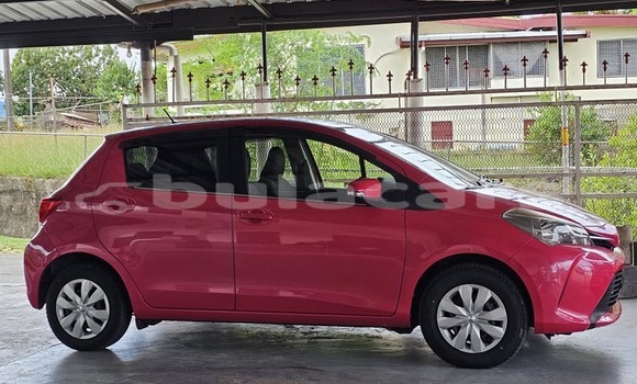 Acheter Occasion Voiture Toyota Vitz Rouge à Komave, Western Acheter Occasion Voiture Toyota Vitz Rouge à Komave, Western