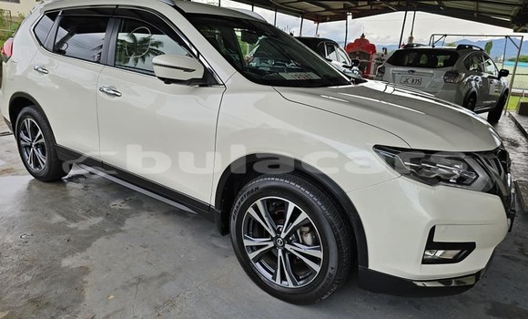 Acheter Occasion Voiture Nissan X–Trail Blanc à Deuba, Central Acheter Occasion Voiture Nissan X–Trail Blanc à Deuba, Central