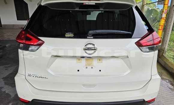 Acheter Occasion Voiture Nissan X–Trail Blanc à Deuba, Central Acheter Occasion Voiture Nissan X–Trail Blanc à Deuba, Central