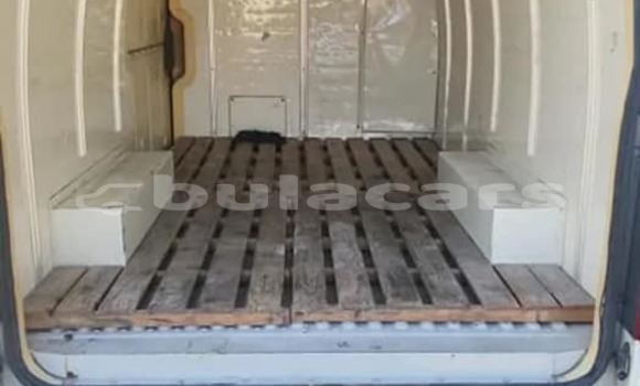 Buy Used Toyota Hiace White Car in Labasa in Northern Buy Used Toyota Hiace White Car in Labasa in Northern