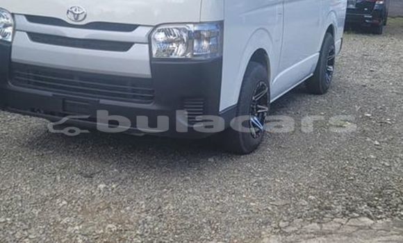 Buy Used Toyota Hiace White Car in Labasa in Northern Buy Used Toyota Hiace White Car in Labasa in Northern