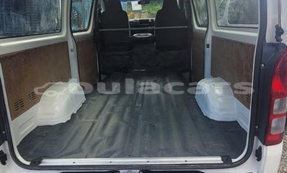Buy Used Toyota Hiace White Car in Labasa in Northern Buy Used Toyota Hiace White Car in Labasa in Northern