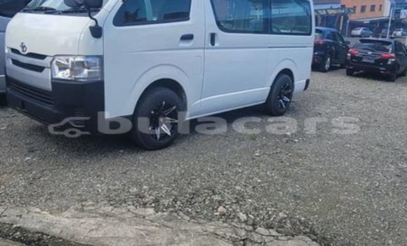 Buy Used Toyota Hiace White Car in Labasa in Northern Buy Used Toyota Hiace White Car in Labasa in Northern