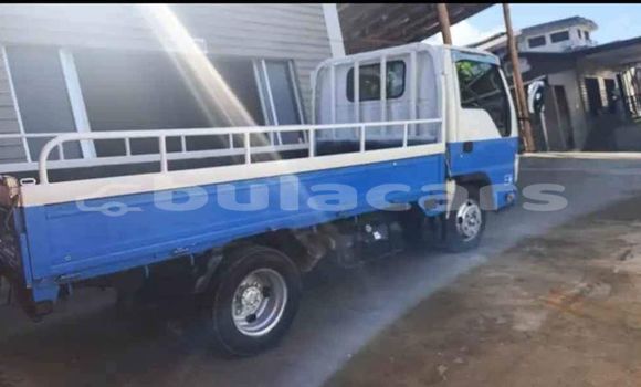 Buy Used Isuzu Trooper Blue Car in Labasa in Northern Buy Used Isuzu Trooper Blue Car in Labasa in Northern