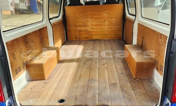 Buy Used Toyota Hiace Blue Car in Labasa in Northern Buy Used Toyota Hiace Blue Car in Labasa in Northern