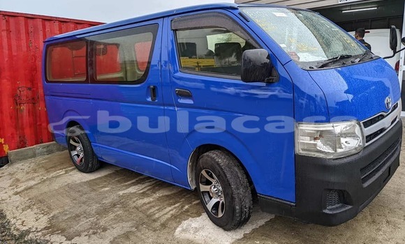 Buy Used Toyota Hiace Blue Car in Labasa in Northern Buy Used Toyota Hiace Blue Car in Labasa in Northern