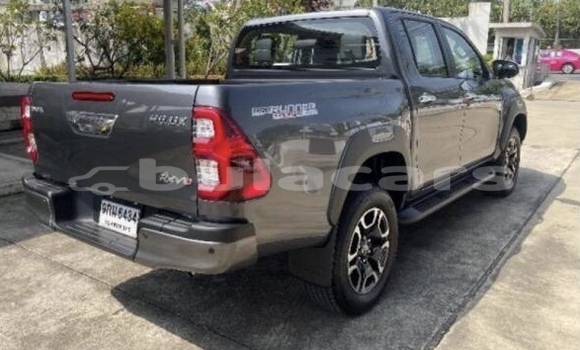 Buy Used Toyota Hiluxe Revo Black Car in Suva in Central Buy Used Toyota Hiluxe Revo Black Car in Suva in Central
