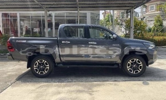 Buy Used Toyota Hiluxe Revo Black Car in Suva in Central Buy Used Toyota Hiluxe Revo Black Car in Suva in Central