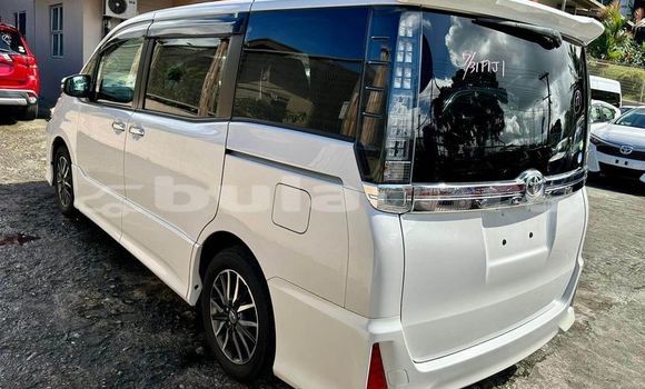 Buy Used Toyota Voxy White Car in Korovou in Central Buy Used Toyota Voxy White Car in Korovou in Central