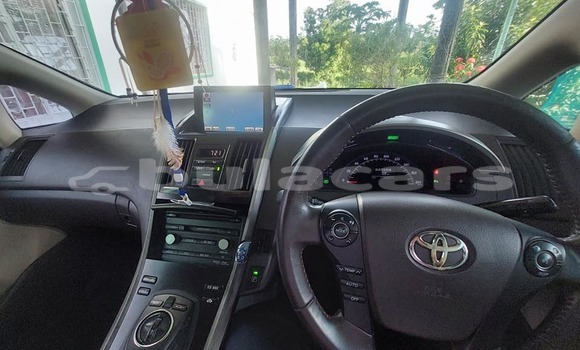 Acheter Occasion Voiture Toyota Allion Blanc à Barotu, Western Acheter Occasion Voiture Toyota Allion Blanc à Barotu, Western