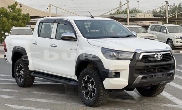 Buy Used Toyota Hilux White Car in Korovou in Central Buy Used Toyota Hilux White Car in Korovou in Central