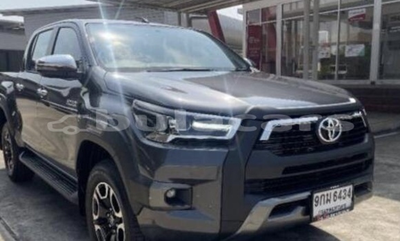 Buy Used Toyota Hilux Black Car in Vanuavatu in Eastern Buy Used Toyota Hilux Black Car in Vanuavatu in Eastern