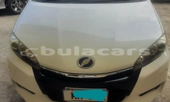 Acheter Occasion Voiture Toyota Wish Blanc à Suva, Central Acheter Occasion Voiture Toyota Wish Blanc à Suva, Central