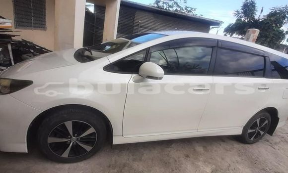Acheter Occasion Voiture Toyota Wish Blanc à Suva, Central Acheter Occasion Voiture Toyota Wish Blanc à Suva, Central