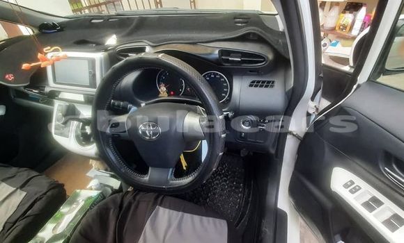 Acheter Occasion Voiture Toyota Wish Blanc à Suva, Central Acheter Occasion Voiture Toyota Wish Blanc à Suva, Central