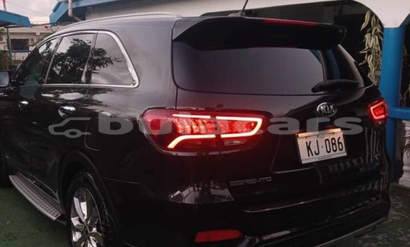 Acheter Occasion Voiture Kia Sorento Noir à Suva, Central Acheter Occasion Voiture Kia Sorento Noir à Suva, Central