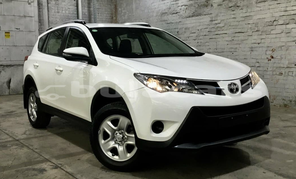 Buy Used Toyota RAV4 White Car in Suva in Central Buy Used Toyota RAV4 White Car in Suva in Central
