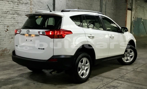 Buy Used Toyota RAV4 White Car in Suva in Central Buy Used Toyota RAV4 White Car in Suva in Central