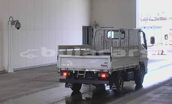 Acheter Occasion Voiture Mitsubishi Carisma Autre à Barotu, Western Acheter Occasion Voiture Mitsubishi Carisma Autre à Barotu, Western