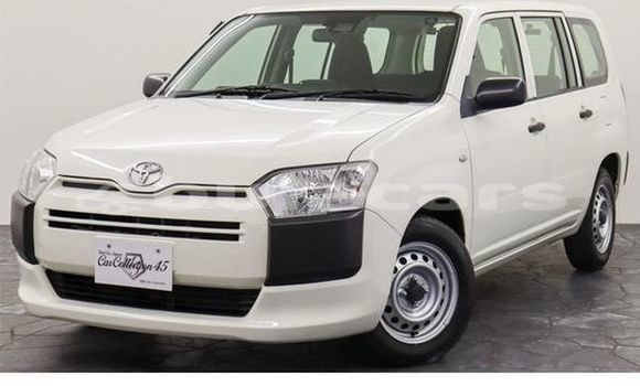 Buy Used Toyota 2000GT White Car in Ba in Western Buy Used Toyota 2000GT White Car in Ba in Western