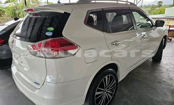 Acheter Occasion Voiture Nissan X–Trail Blanc à Labasa, Northern Acheter Occasion Voiture Nissan X–Trail Blanc à Labasa, Northern