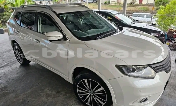 Buy Used Nissan X–Trail White Car in Labasa in Northern Buy Used Nissan X–Trail White Car in Labasa in Northern