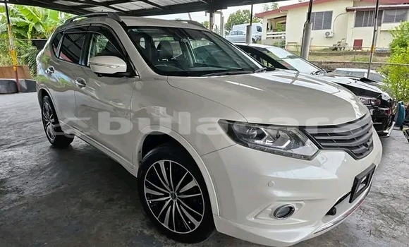Buy Used Nissan X–Trail White Car in Labasa in Northern Buy Used Nissan X–Trail White Car in Labasa in Northern