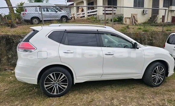 Buy Used Nissan X–Trail White Car in Labasa in Northern Buy Used Nissan X–Trail White Car in Labasa in Northern