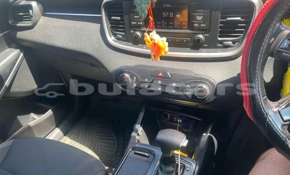 Buy Used Kia Sorento White Car in Komave in Western Buy Used Kia Sorento White Car in Komave in Western