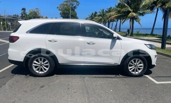 Buy Used Kia Sorento White Car in Komave in Western Buy Used Kia Sorento White Car in Komave in Western