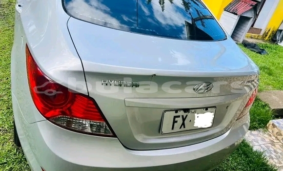 Buy Used Hyundai Accent White Car in Labasa in Northern Buy Used Hyundai Accent White Car in Labasa in Northern