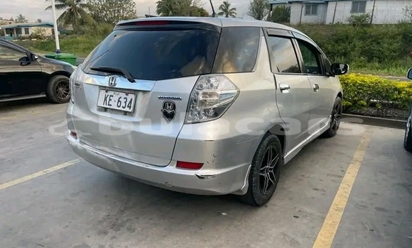 Acheter Occasion Voiture Honda Fit Blanc à Labasa, Northern Acheter Occasion Voiture Honda Fit Blanc à Labasa, Northern